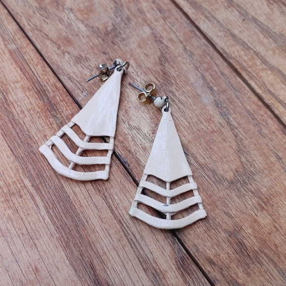 Vintage Earrings - Picture 3 of 4